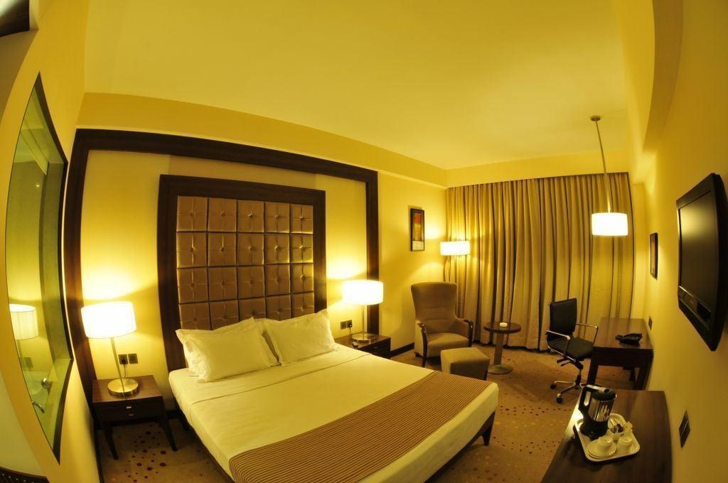 The Cambay Grand Hotel Ahmedabad Ngoại thất bức ảnh