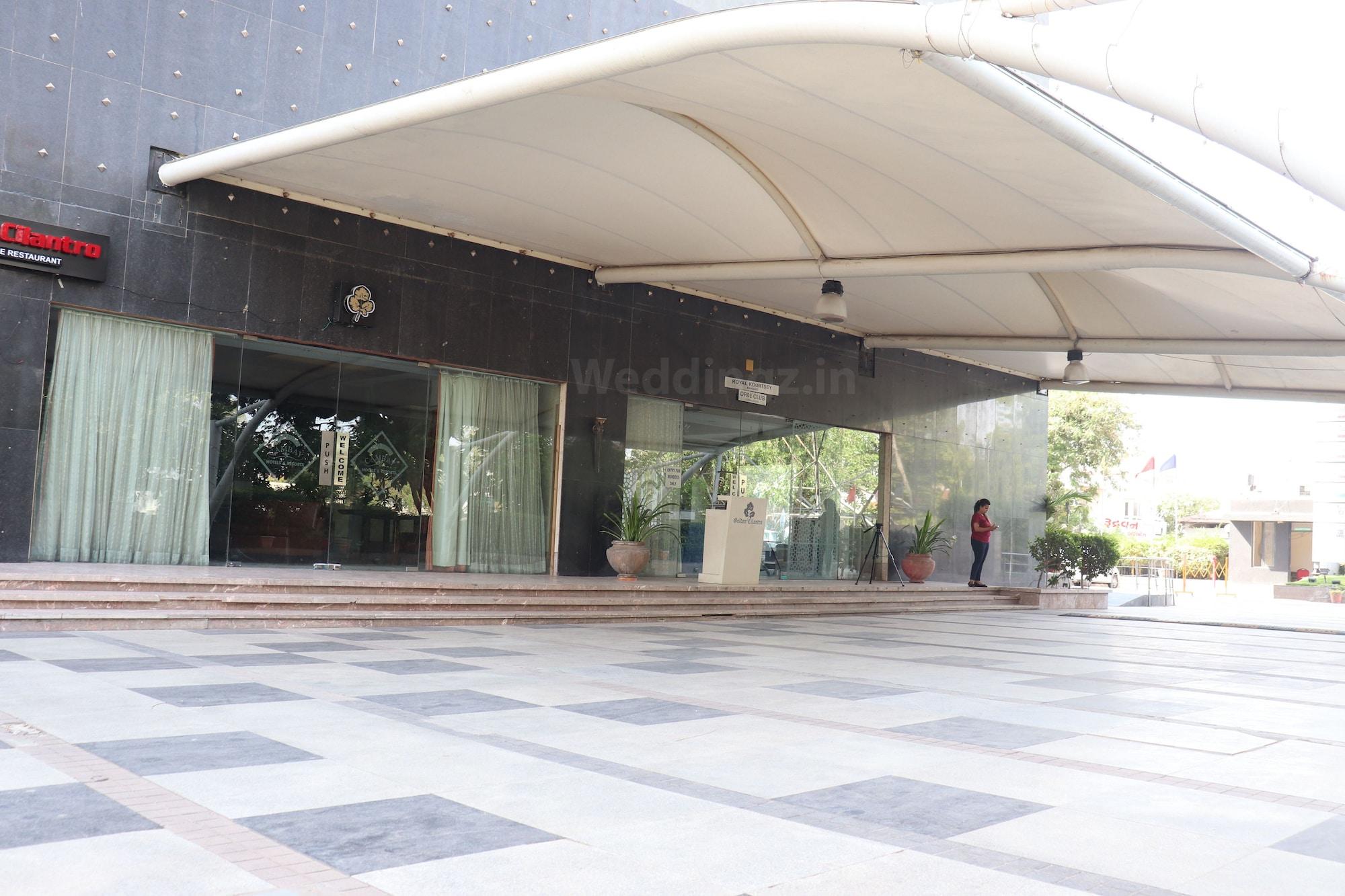 The Cambay Grand Hotel Ahmedabad Ngoại thất bức ảnh