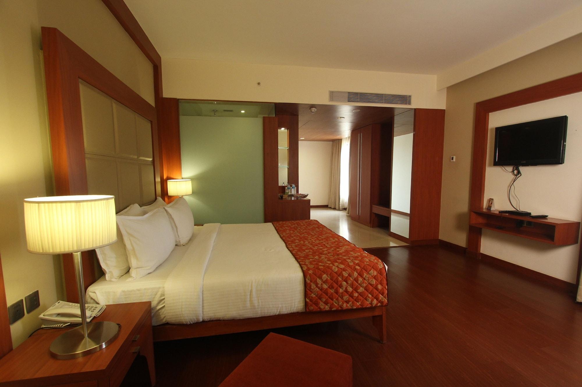 The Cambay Grand Hotel Ahmedabad Ngoại thất bức ảnh