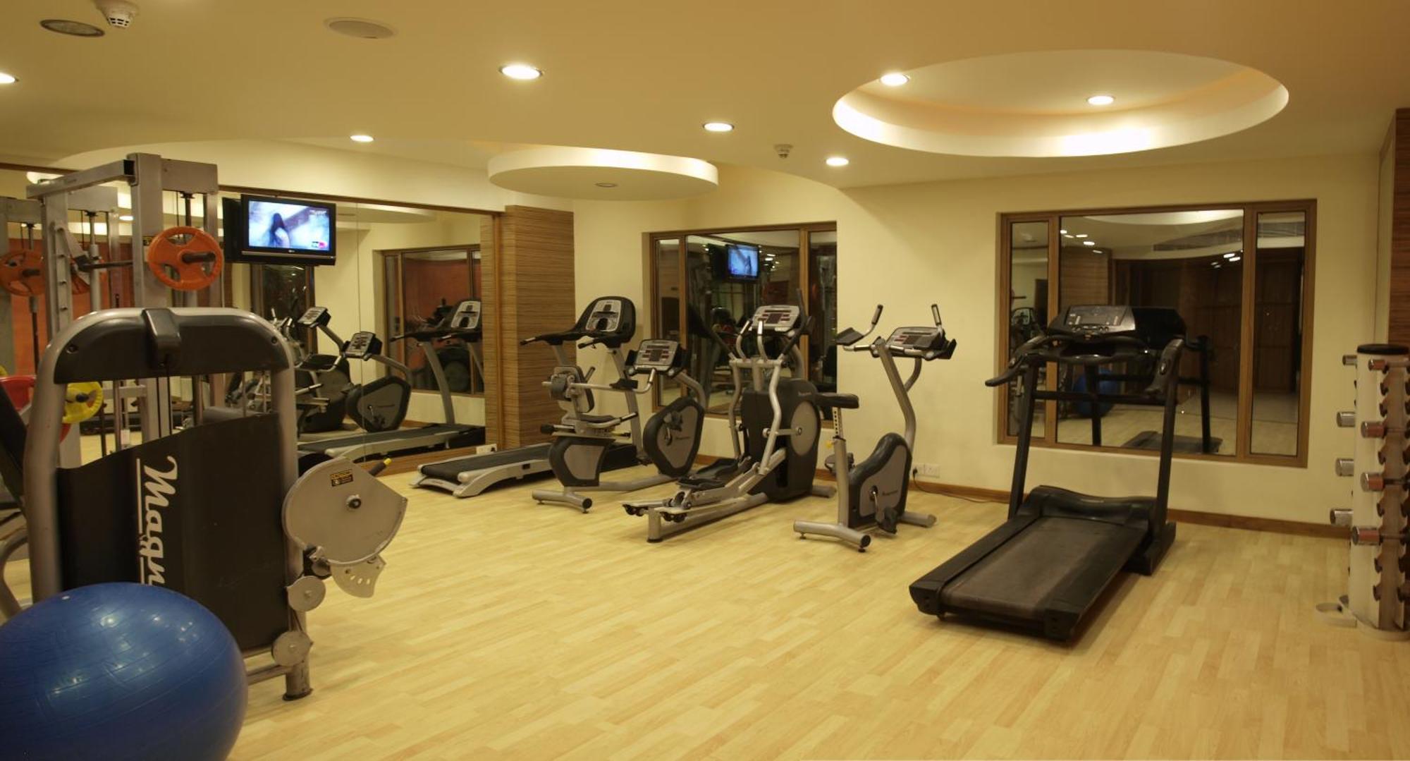 The Cambay Grand Hotel Ahmedabad Ngoại thất bức ảnh