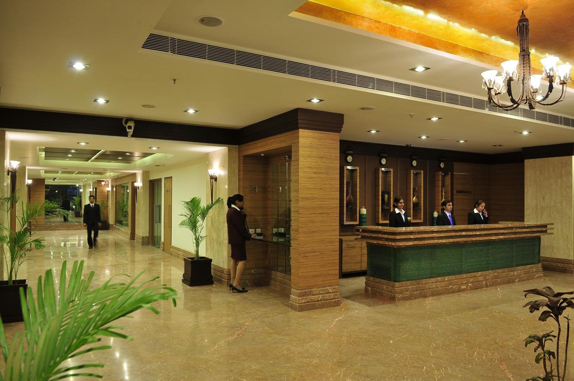 The Cambay Grand Hotel Ahmedabad Ngoại thất bức ảnh