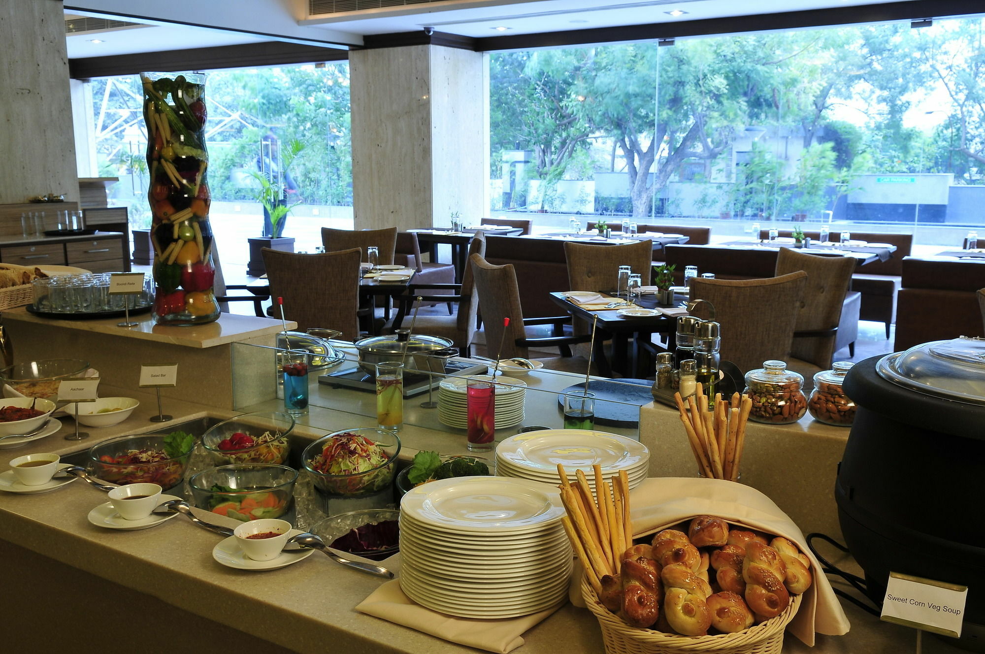 The Cambay Grand Hotel Ahmedabad Ngoại thất bức ảnh